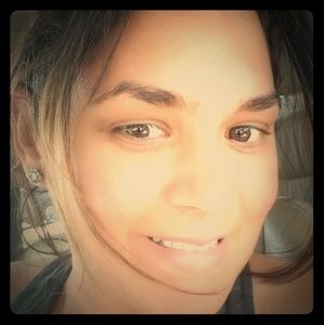 Meet your Posher, Viviana